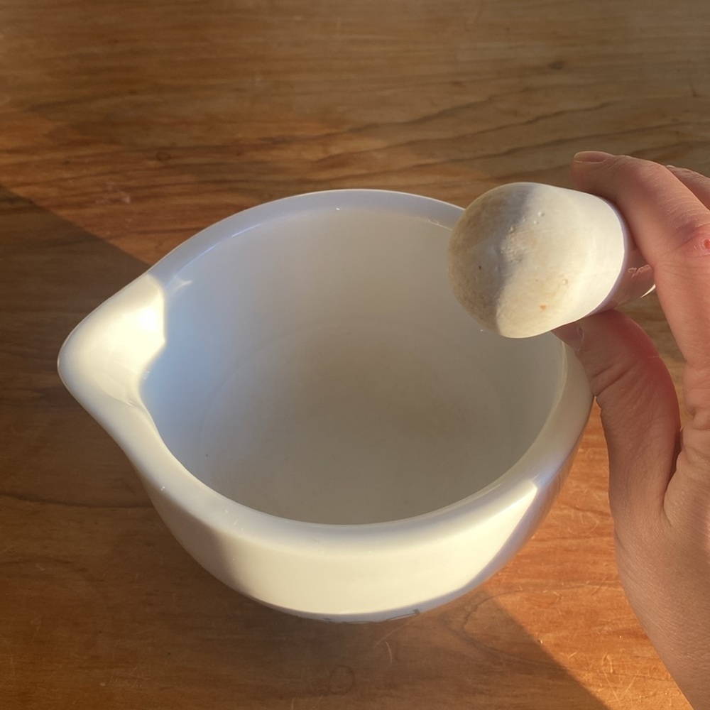 Mortar & Pestle - Picture 4 of 6
